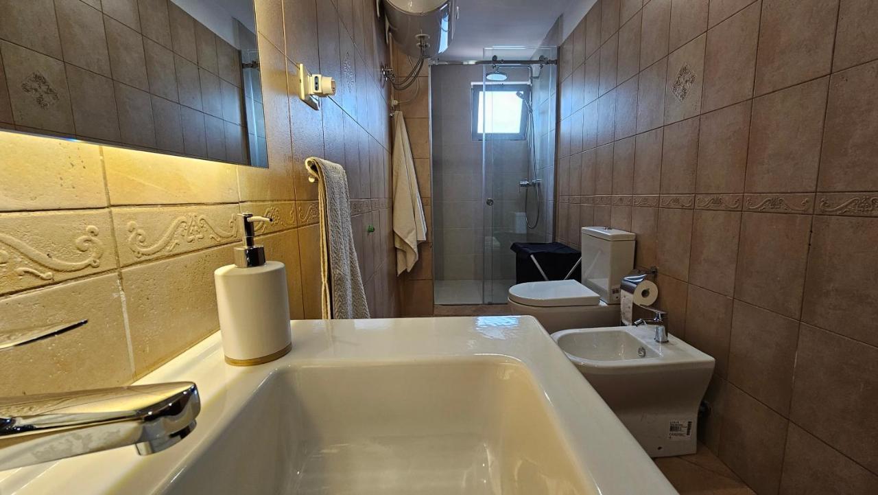 Central Apartment Tiranë Eksteriør bilde